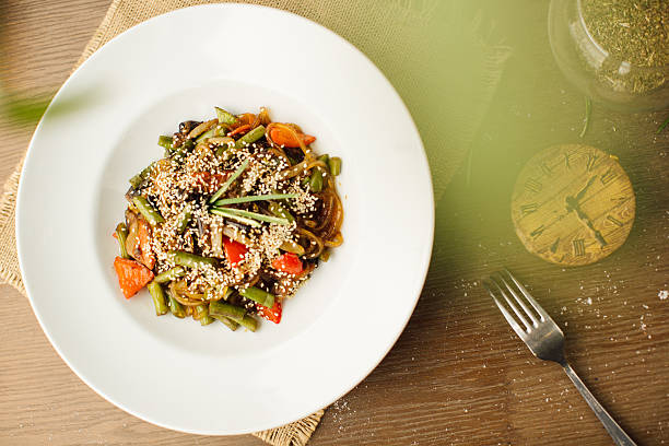 istock Japanese buckwheat noodles with vegetables 514565606