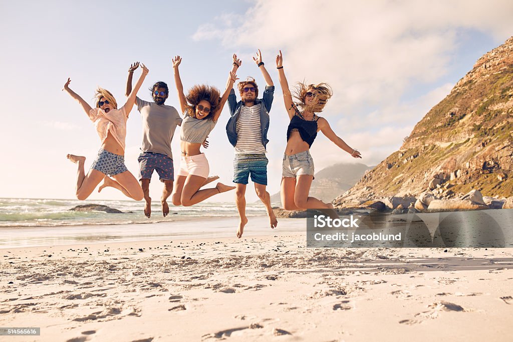 Eine Gruppe von Freunden am Strand Spaß haben - Lizenzfrei Strand Stock-Foto
