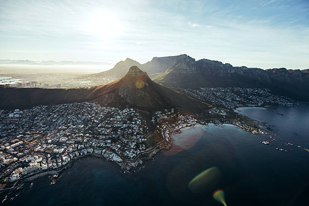 istock Aerial view of cape town city with devil's peak 514566946