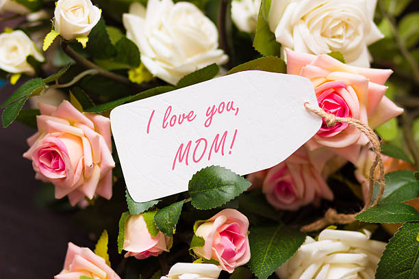 istock Mothers day card on beautiful roses 514571660