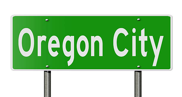 istock Highway sign for Oregon City 514572344