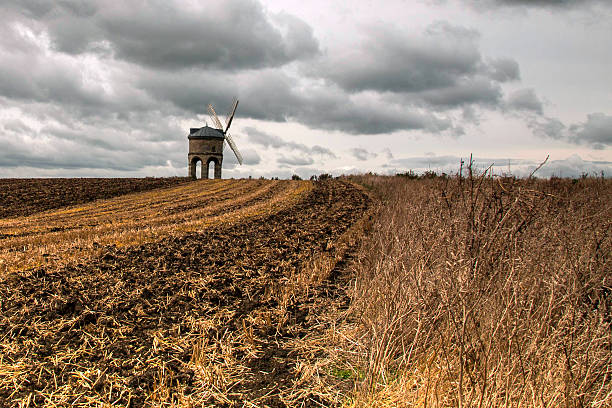 Windmill in Warwickshire A windmill in Warwickshire on a cloudy day chesterton photos stock pictures, royalty-free photos & images