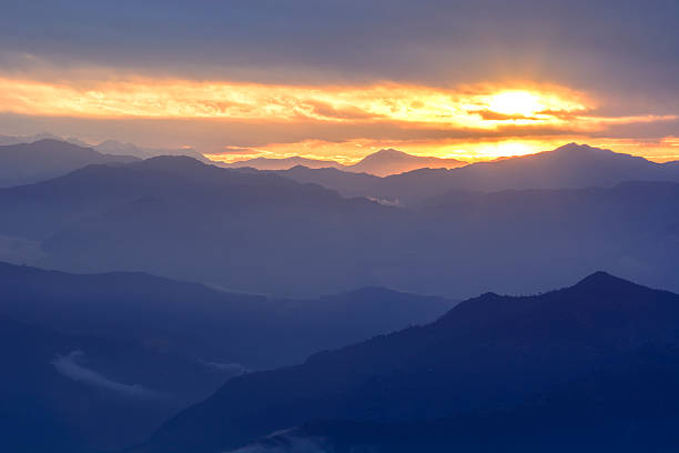 Dawn in the Himalaya Dawn in the Himalaya, Nagarkot, Nepal nagarkot photos stock pictures, royalty-free photos & images