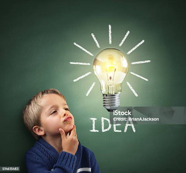 Kreative Idee Stockfoto und mehr Bilder von Erfinder - Erfinder, Kind, Beleuchtet