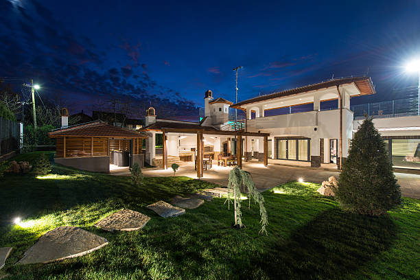 istock Night scene of luxury villa exterior 514624280