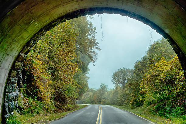 istock Tunnel on the Blue Ridge Parkway in North Carolina 514638976