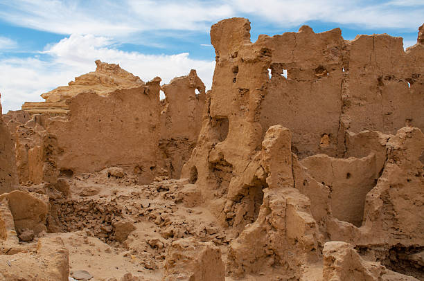 развалин древнего африканских бербер город-крепость, египет - maze old obsolete ancient стоковые фото и изображения