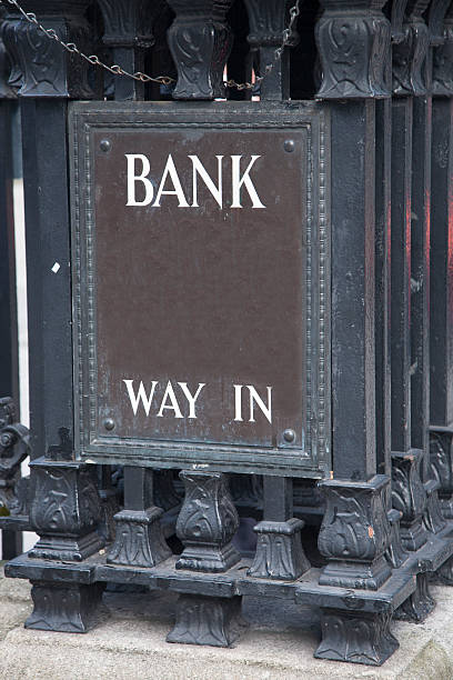 istock Bank Entrance Sign in Urban Setting 514671833