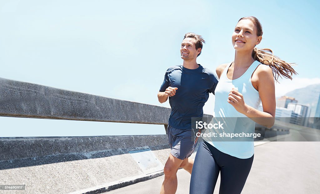 Ejercicio para correr en un día maravilloso - Foto de stock de Correr libre de derechos
