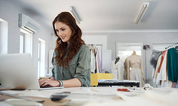 istock Building her boutique’s brand online 514716706