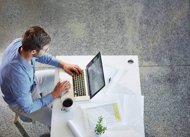 istock Getting exposure for his business using a professional online profile 514718610