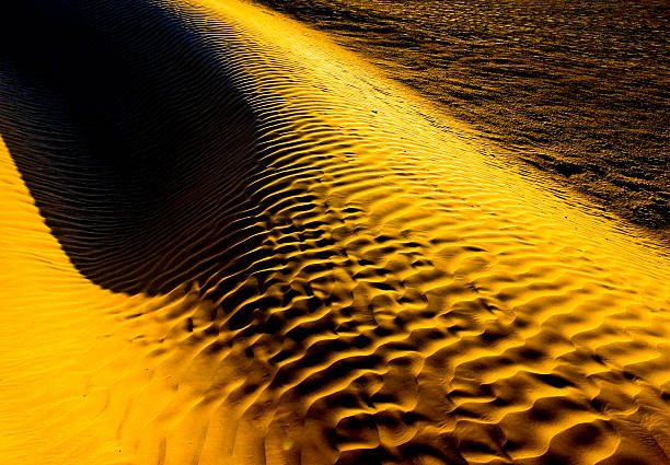 istock Sahara desert black dunes 514724504
