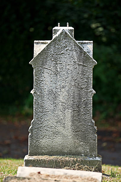 istock Old House Shaped Tombstone 514725505