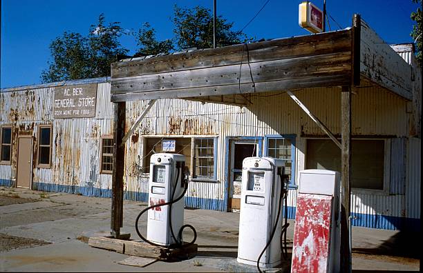 istock Old Gas Station, Arizona 514730690
