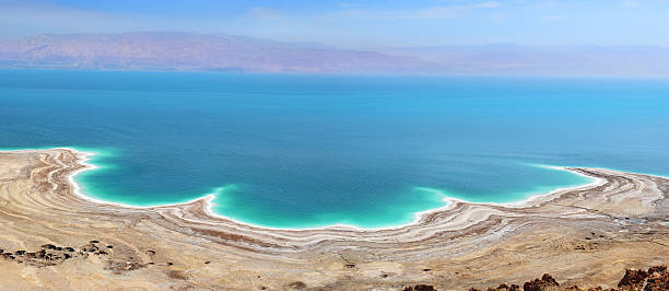landschaft aus dem toten meer, israel - hypersaline stock-fotos und bilder