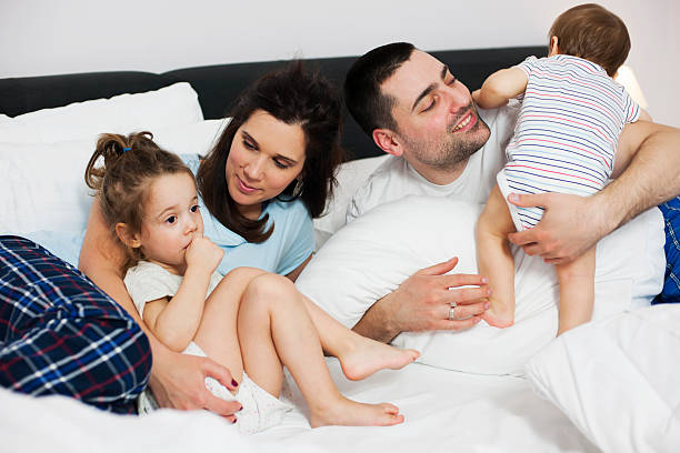 istock Family in bed 514788424