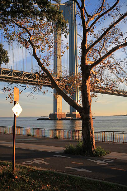 istock Bicycle lane in the autumn Brooklyn park 514800289