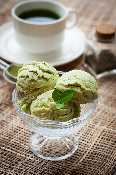 istock Green Tea Ice Cream on white wood board 514839226
