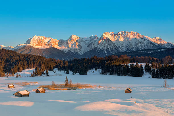 istock Sunset at mountain lake in Alps - Geroldssee 514853678