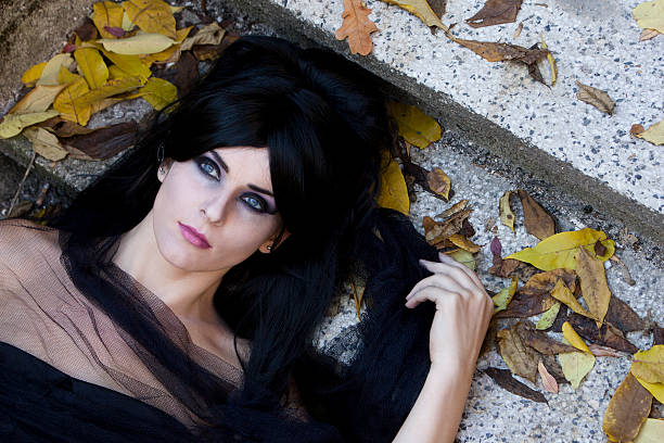 istock Halloween Mysterious Dressed Gothic Woman 514913723