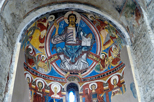 pantocrator, sant climent de taüll, vall de boi lerida, - vall de boi stock-fotos und bilder