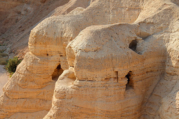 istock Qumran caves - Judean desert 514924168