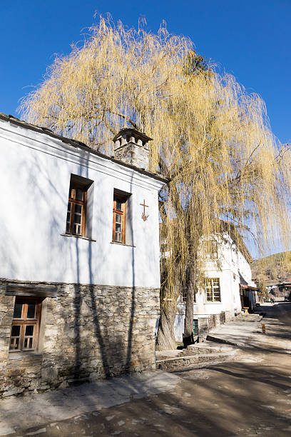 istock Old traditional bulgarian house 514937252