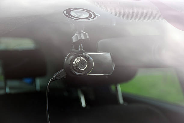 enregistreur de conduite dans une voiture - toy camera photos et images de collection
