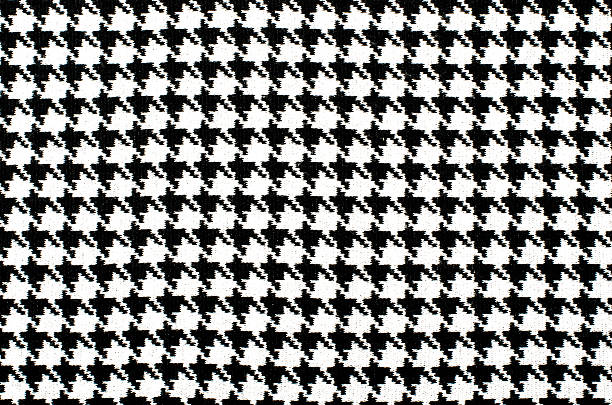 blanco y negro pata de gallo patrón. - houndstooth fotografías e imágenes de stock