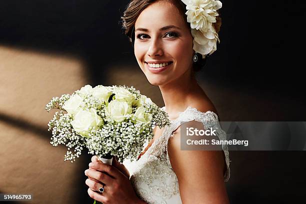 Stunning Young Bride Holding Bouquet Portrait Stock Photo - Download Image Now - Wedding Dress, Bride, 20-24 Years