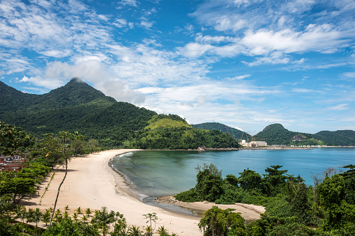 Angra playa cerca de la planta de energía Nuclear, Rio de Janeiro photo