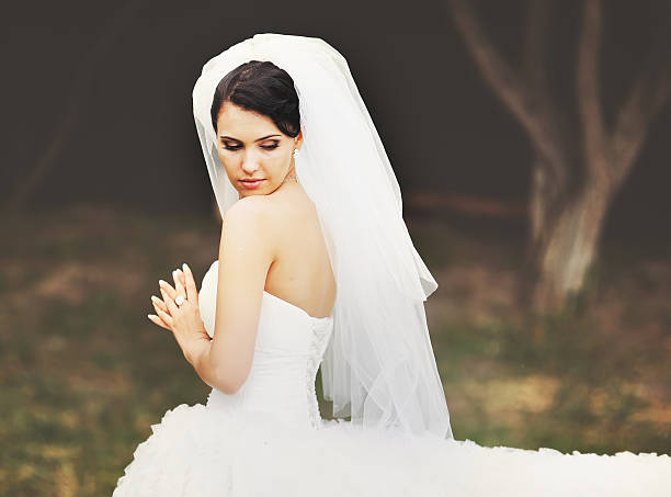 istock Beautiful caucasian brunette bride . 514990877