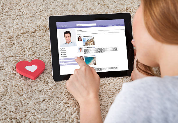 istock Woman Chatting On Laptop 514994759