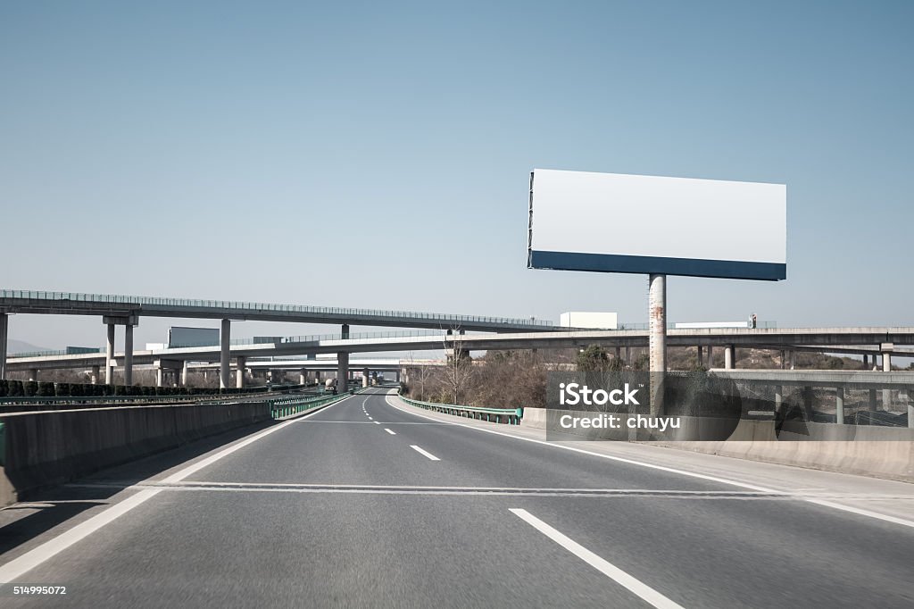 Autoroute Panneau d'affichage - Photo de Panneau d'affichage libre de droits