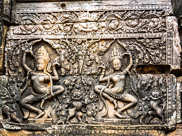 antiga pedra esculpida em ankor thom - ankor imagens e fotografias de stock