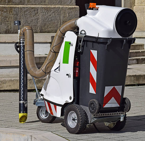 istock Vacuum street cleaner machinery 515003738