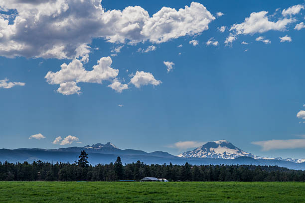 istock Farm and mountains outside of Bend Oregon 515065733