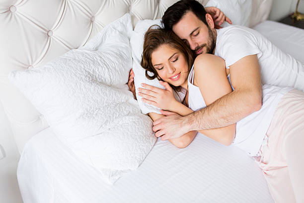 istock Loving couple in the bed 515067146