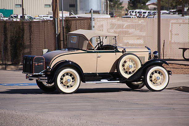 istock Antique Car - Arizona 515148610