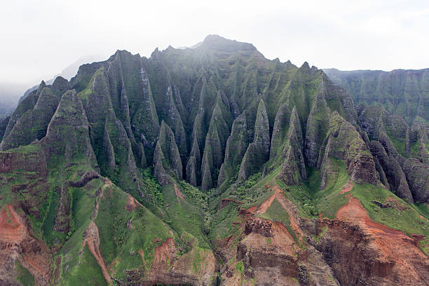 istock Na Pali coast - Kauai, Hawaii 515151304