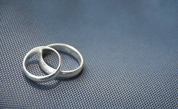 istock Two wedding rings in infinity sign. Love concept. 515161294