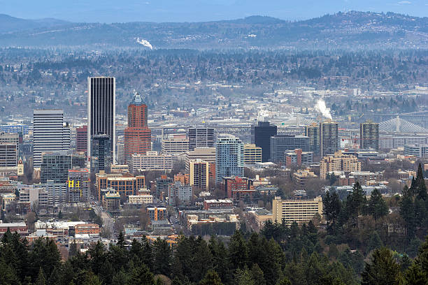 istock Portland Oregon Cityscape 515192188