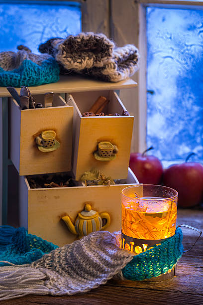 istock Hot tea leaf on a frosty evening 515200891