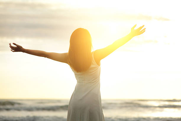 istock Smile Free and happy woman 515225827