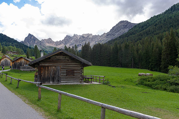 istock Val San Nicolo in Fassa Valley 515231006