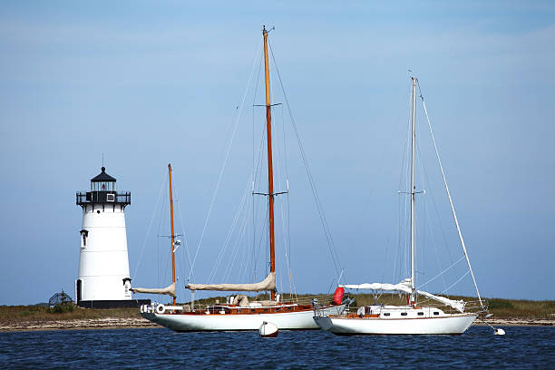 vinhedo martha - lighthouse massachusetts beach coastline imagens e fotografias de stock