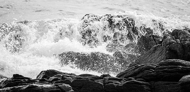 istock Black and white and blue sea 515262650