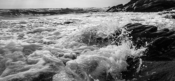 istock Black and white and blue sea 515265216