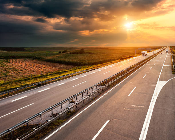 istock Highway at sunset, near Belgrade in Serbia 515277621