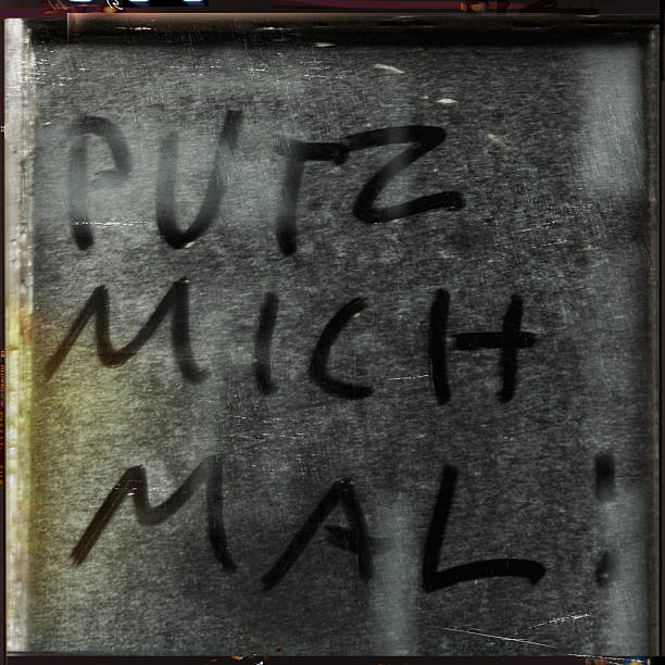 istock Putz mich mal - clean me in german 515280453